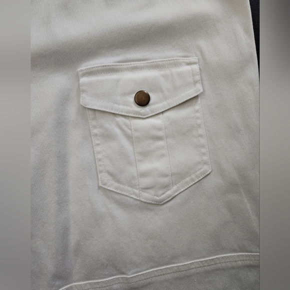 NWT - Larry Levine Cotton Stretch White Jeans - Size 14W - Picture 3 of 9